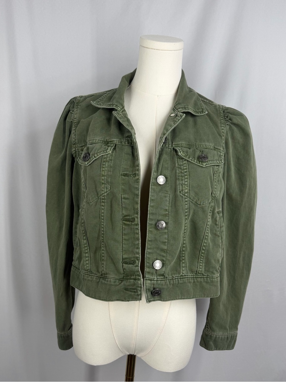 GAP Puff Sleeve Denim Jacket Olive Green Crop Trucker Utility Shacket Petite S